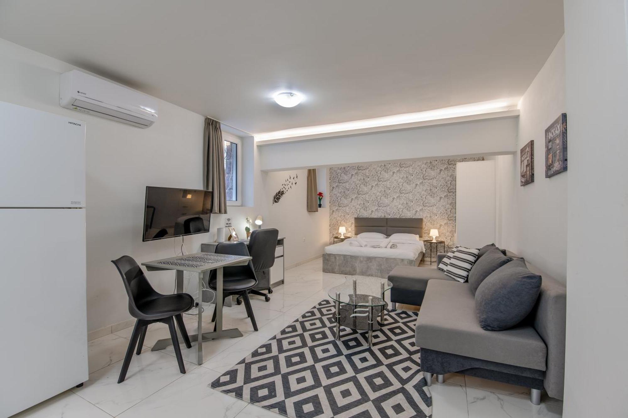 Paleo Faliro Gardenbay Атина Екстериор снимка